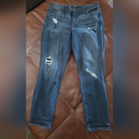 d. jeans Denim - D.jeans Distressed Jeans Size 12